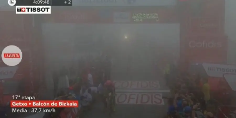 Vuelta 2018, dalla nebbia spunta Michael Woods