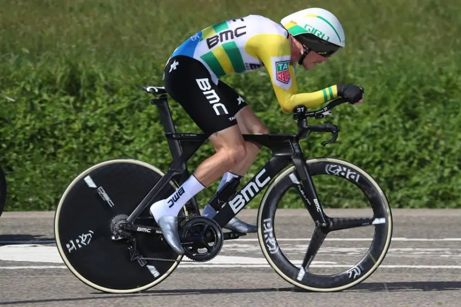 Vuelta 2018, Simon Yates sempre più vicino alla vittoria