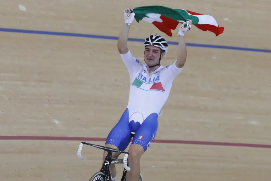 Elia Viviani non parteciperà al Tour de France: ecco perchè