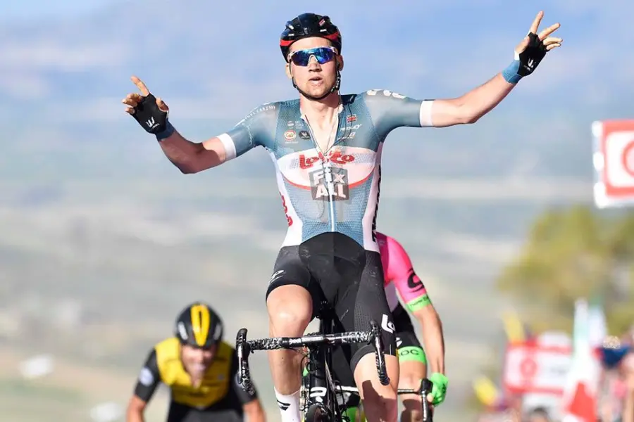 Giro d'Italia 2018, Wellens sparata vincente