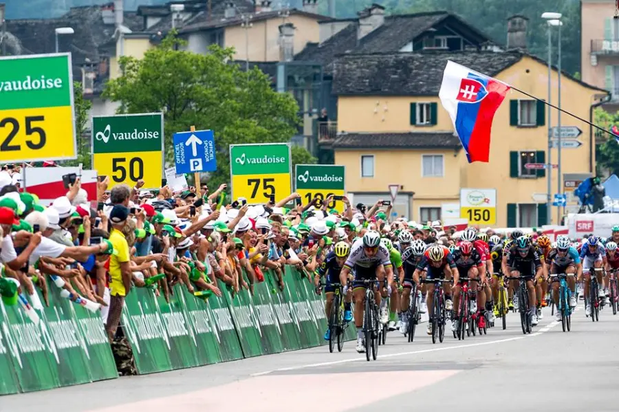 Ciclismo, rivoluzione nelle liste dei partenti