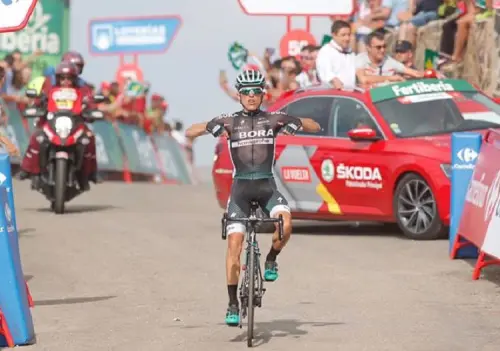 Vuelta a España 2017, primo sorriso di Majka