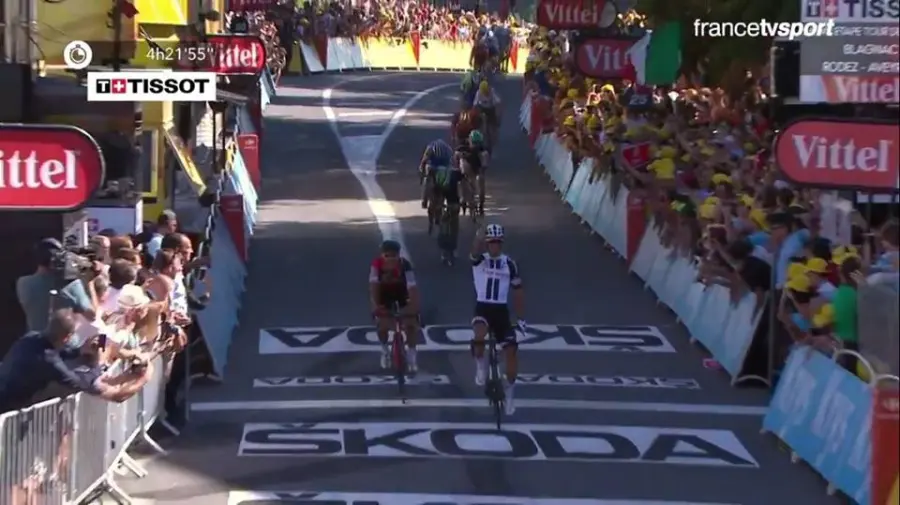 Tour de France 2017, Fabio Aru perde la maglia