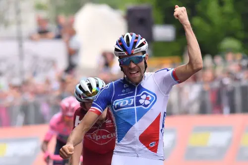 Giro d'Italia 2017: ad  Asiago festa Pinot, ma è tutto in gioco