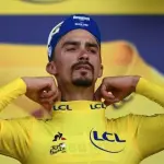 Tour de France 2019: Alaphilippe vince la crono e consolida il primato