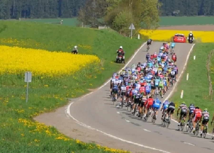 Ciclismo 2017, meno atleti al via dei Grandi Giri