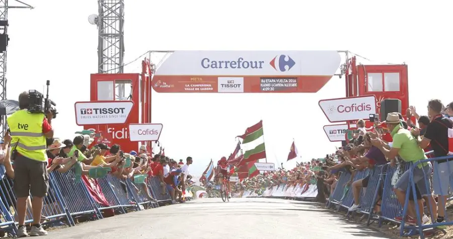 Vuelta a España 2016, La Camperona premia Lagutin e Quintana