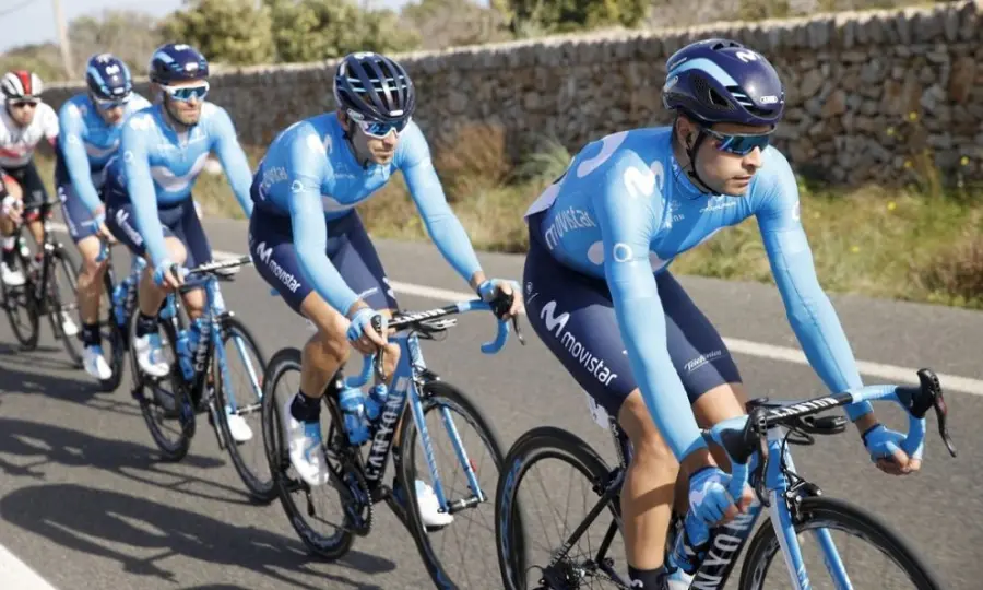 Mikel Landa, il ciclista spagnolo sarà operato: Giro d'Italia a rischio