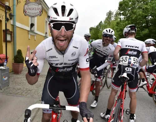 Campionato Italiano su strada, il tricolore sulle spalle di Giacomo Nizzolo