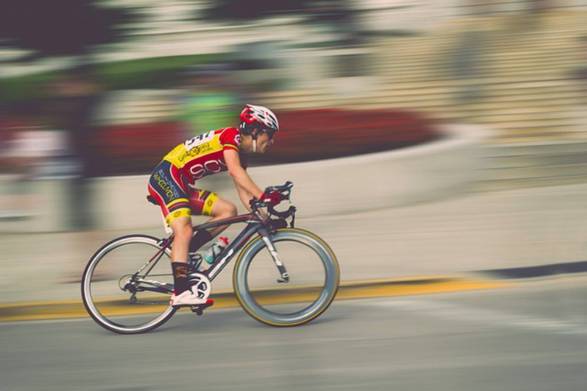 ciclismo oggi in televisione