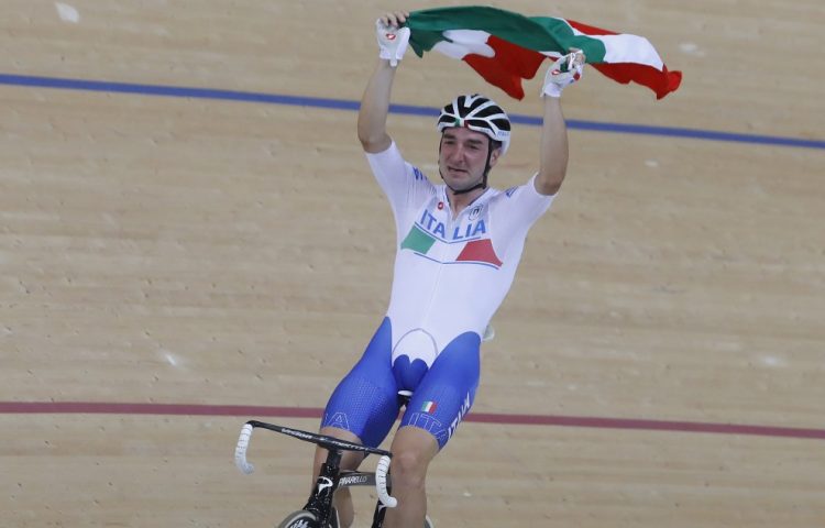 Elia Viviani non parteciperà al Tour de France: ecco perchè