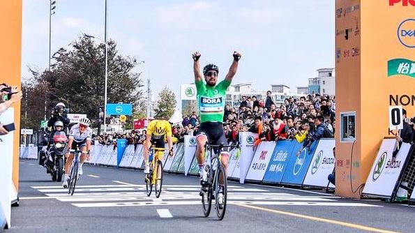 Shangai Criterium: vince Sagan, battuti Thomas e Trentin in volata