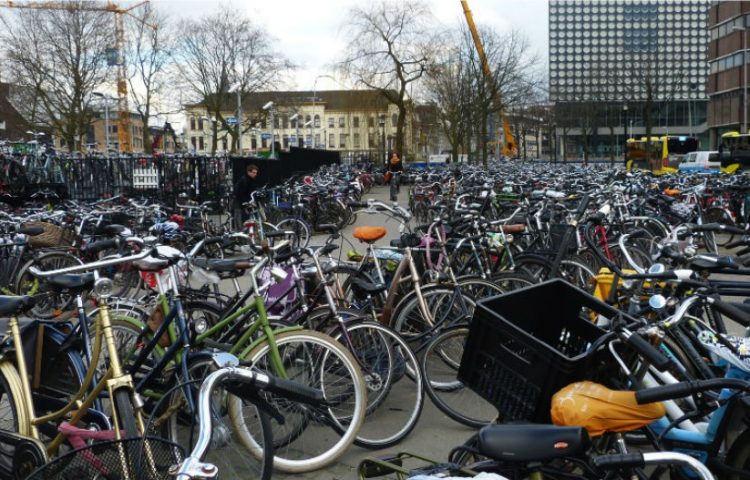 paesi-bassi-idea-utrecht-uso-biciclette